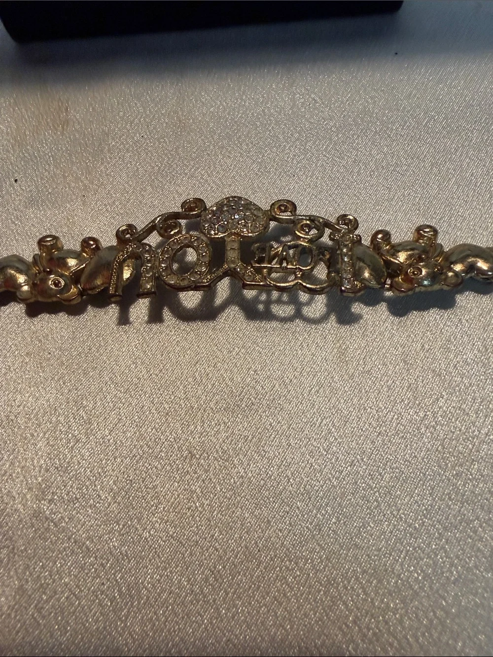 Source Unknown Gold-tone LOVE Heart Rhinestone Bracelet